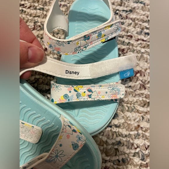 Disney x Native sandals - Picture 3 of 3